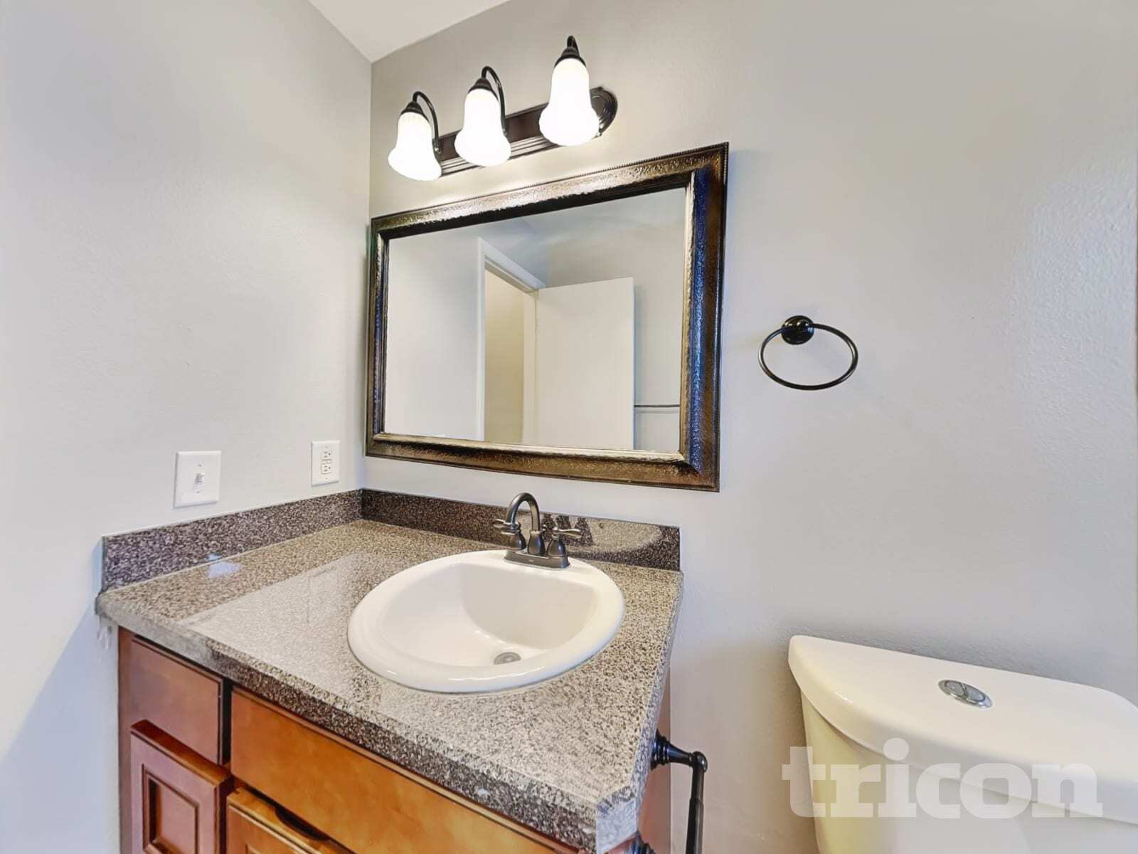 Building Photo - 3215 Timberline Rd