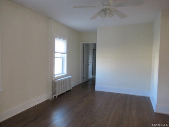 Building Photo - 198 Big Island Rd