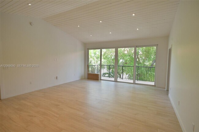 Building Photo - 55 Ocean Ln Dr