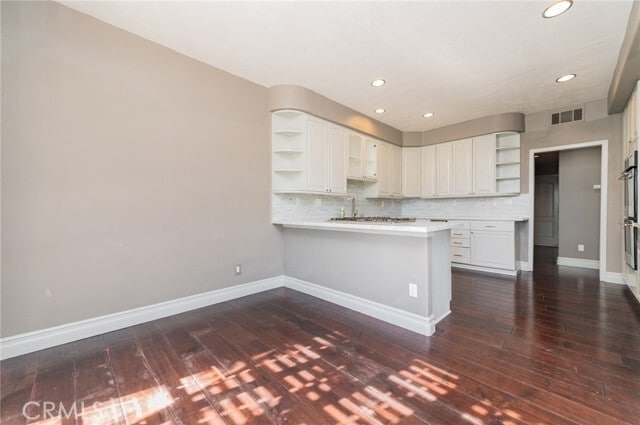 Building Photo - 52 Siena