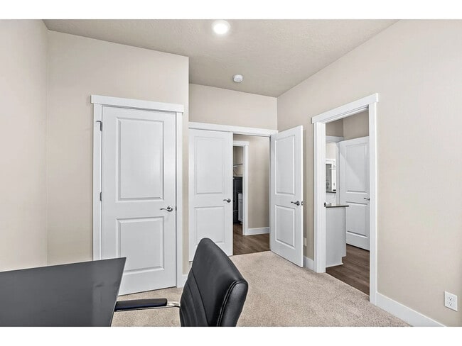 Building Photo - 3740 Rockcress Rd