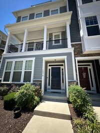 Building Photo - Call Amanda Tate at (757)289-6810 for more information
