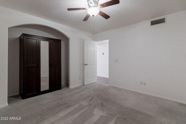 Building Photo - 1681 W Musket Way