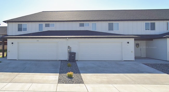 Primary Photo - Brand-new townhouse in Belgrade