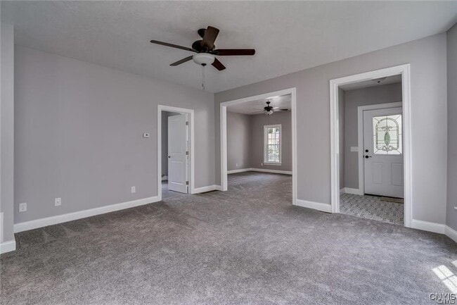 Building Photo - 137 St Mary St