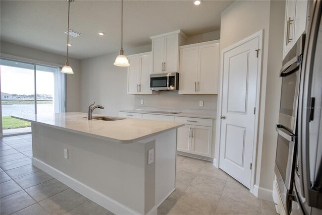 Building Photo - 16419 S Port Harbor Blvd