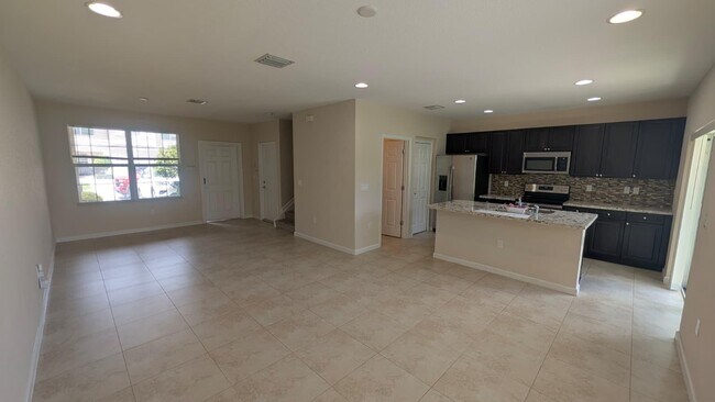 Building Photo - 2900 NW Treviso Cir