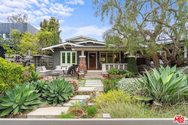 Building Photo - 740 Marco Pl