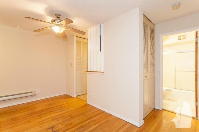 Building Photo - 1 bedroom in Chicago IL 60614