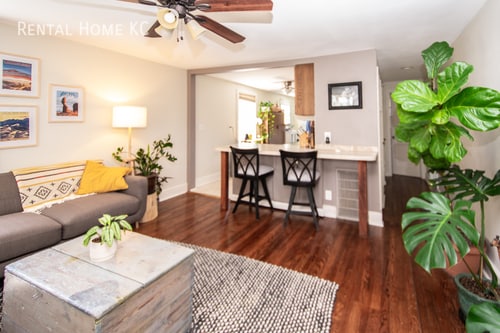 Building Photo - 7538 Santa Fe Dr