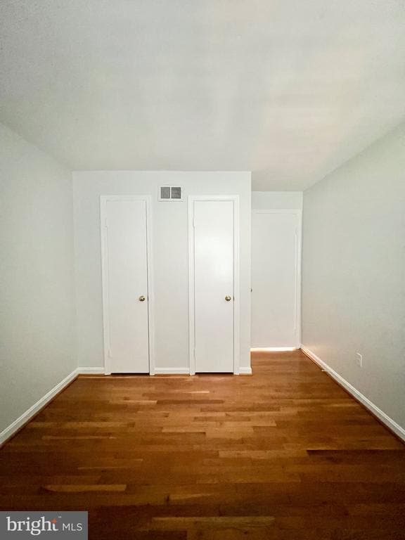 Building Photo - 1556 Bruton Ct