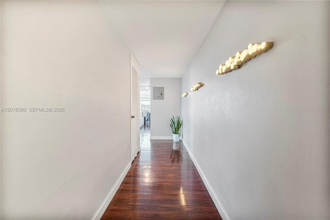 Building Photo - 18011 Biscayne Blvd