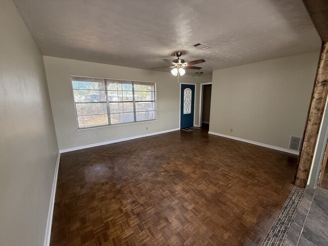 Building Photo - 7765 Coburn Dr