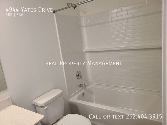 Building Photo - 4944 Yates Dr