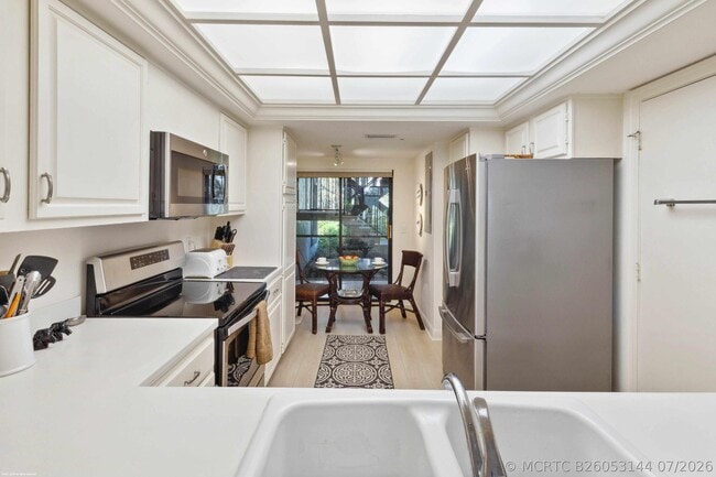 Building Photo - 2810 Polo Island Dr