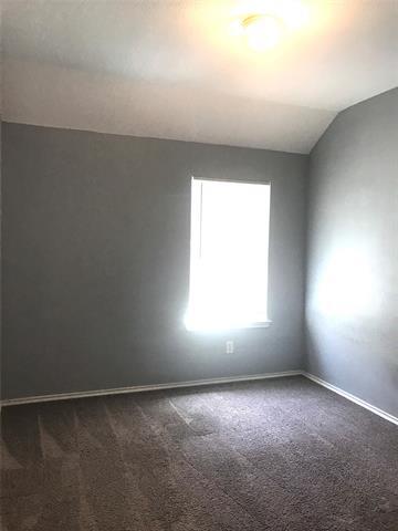 Building Photo - 492 Northbrook Ave