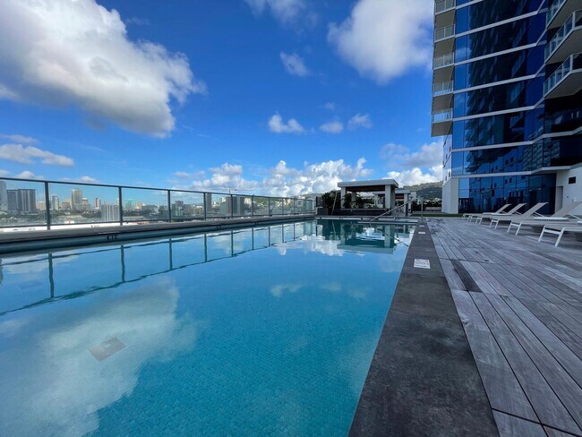 Building Photo - AZURE at Ala Moana - 1 Bed 1 Bath 1 Parking -Great location to Shopping & Restaurants