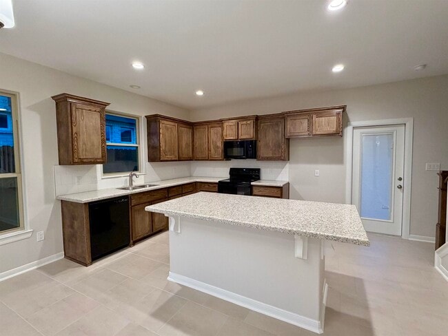 Building Photo - 1427 Key Deer Dr