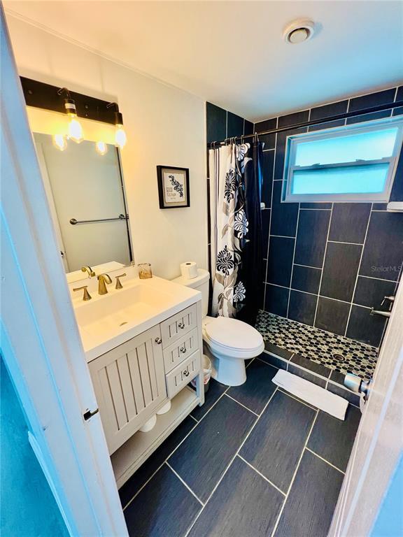 Building Photo - 3405 Wilson Dr