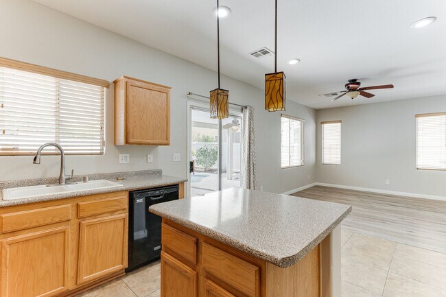 Building Photo - Coronado Ranch Pool Home | Stunning 4 Bed Beauty with Designer Kitchen & Private Backyard Oasis**