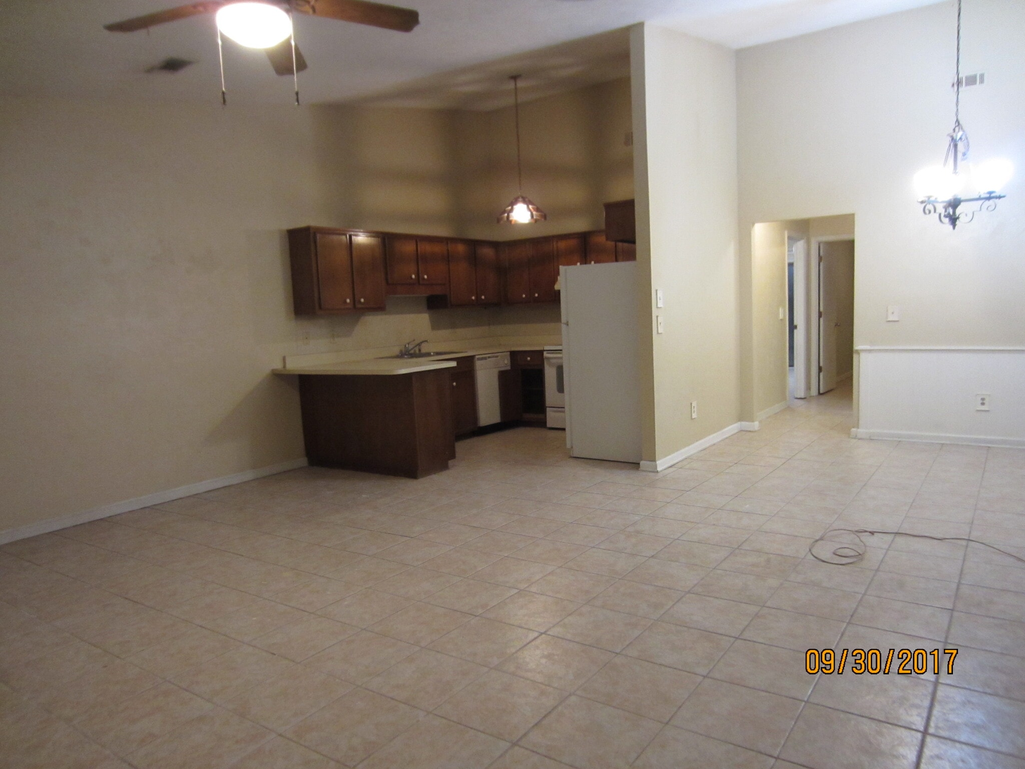 Building Photo - 2325 Tina Dr