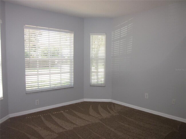 Building Photo - 30653 Midtown Ct
