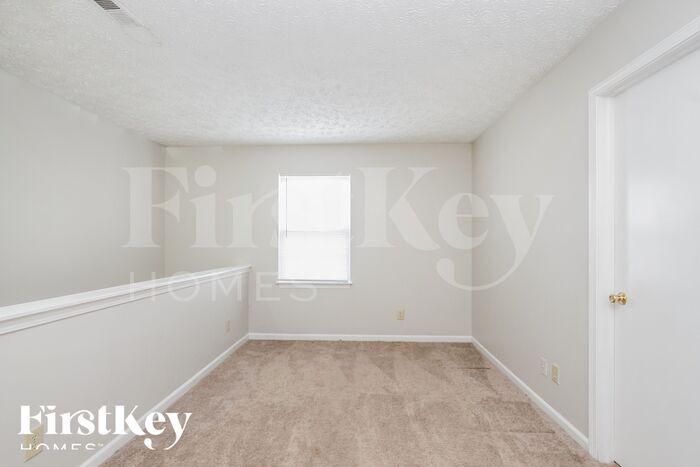 Building Photo - 5144 Stanhope Ln