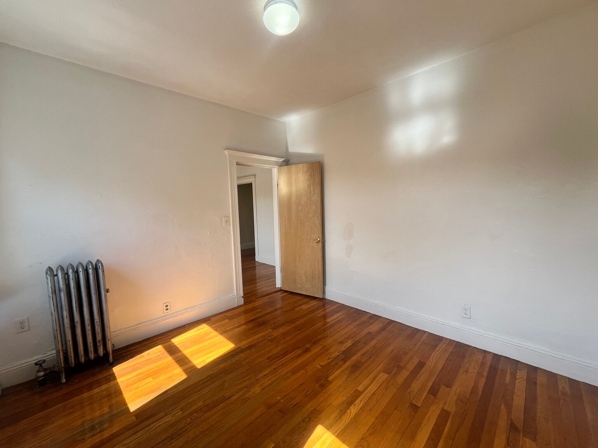 Building Photo - 9A Egremont Rd