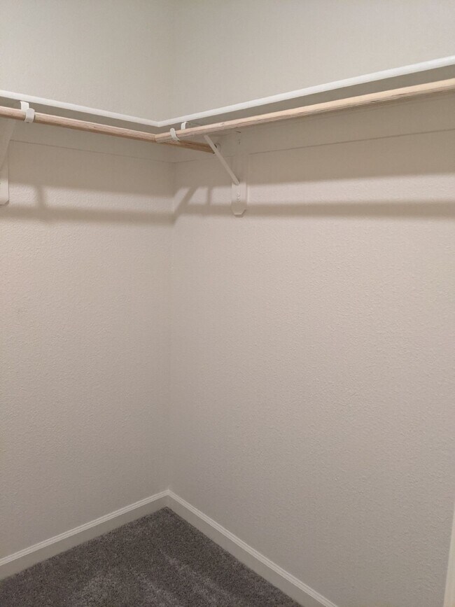 Building Photo - $250.00 OFF FIRST MONTH'S RENT!  Ready Now...