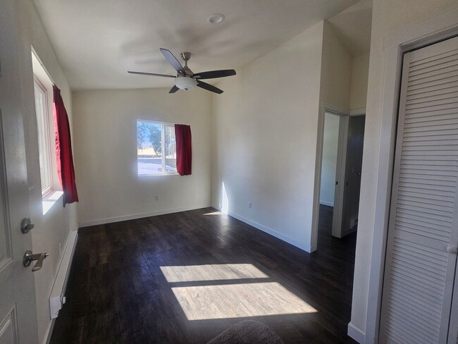 Building Photo - Brand new built house in central Ellensburg