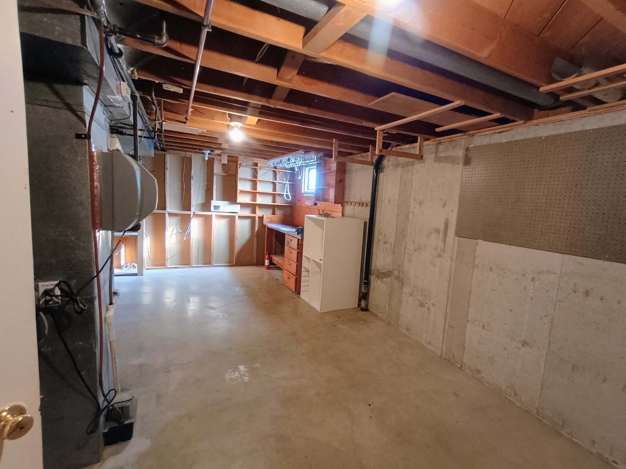 Building Photo - 235 Hemlock St