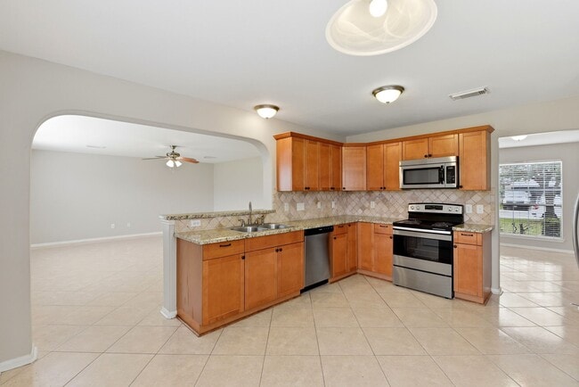 Building Photo - 14022 Crestbourne Ct