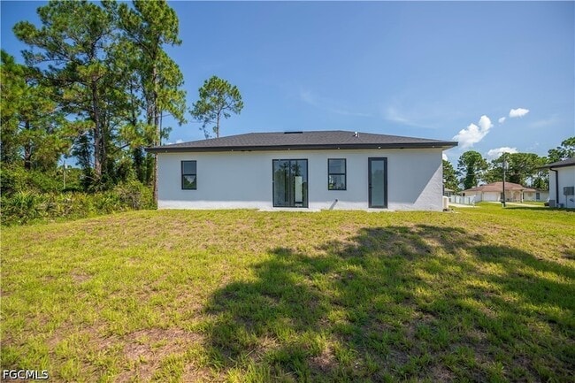 Building Photo - 3123 69th St W
