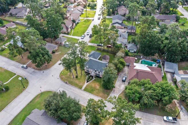 Building Photo - 28814 Enchanted Dr
