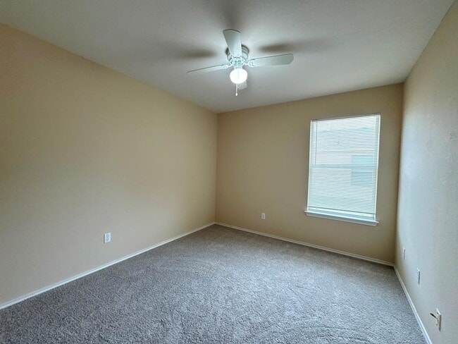 Building Photo - 209 Katy B Ln