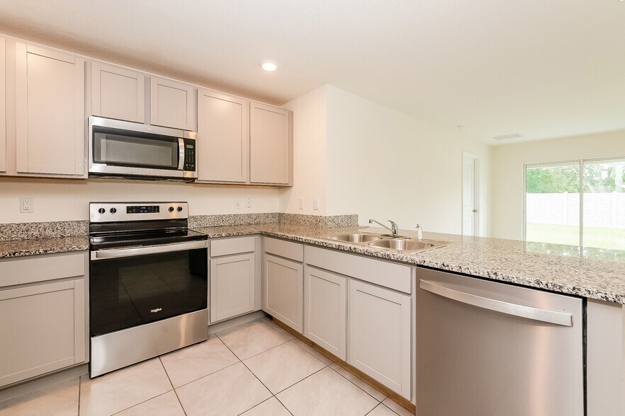 Building Photo - 2933 Great Abaco Way