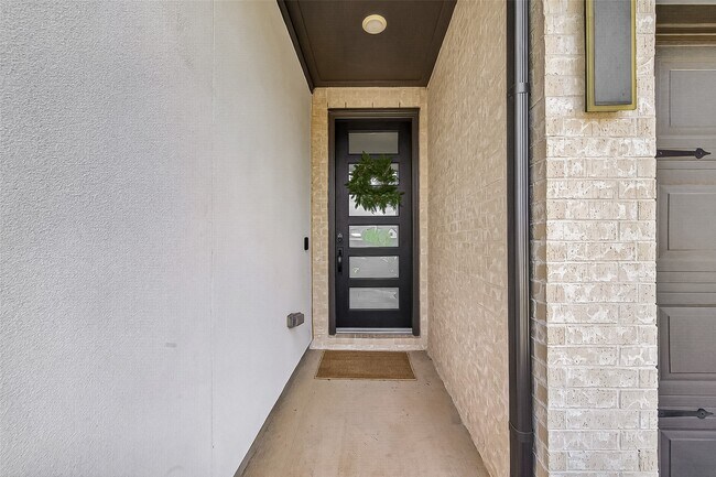 Building Photo - 29746 Burcreek Ln