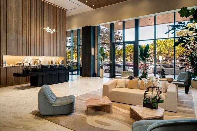 Building Photo - 580 72nd St