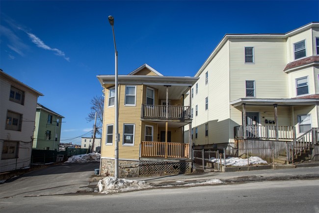 Building Photo - 3 Seward St