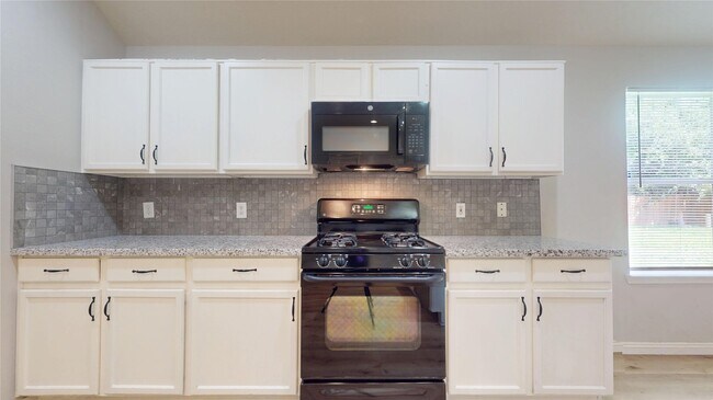 Building Photo - 1103 Sun Prairie Dr