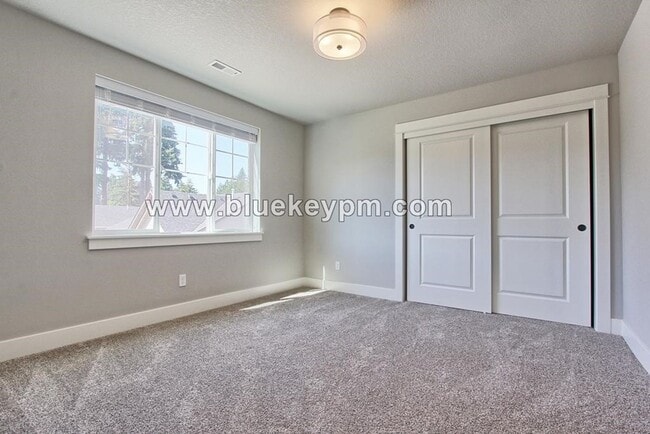 Building Photo - 4 Bed, 3 Bath Home in Walnut Grove Near An...