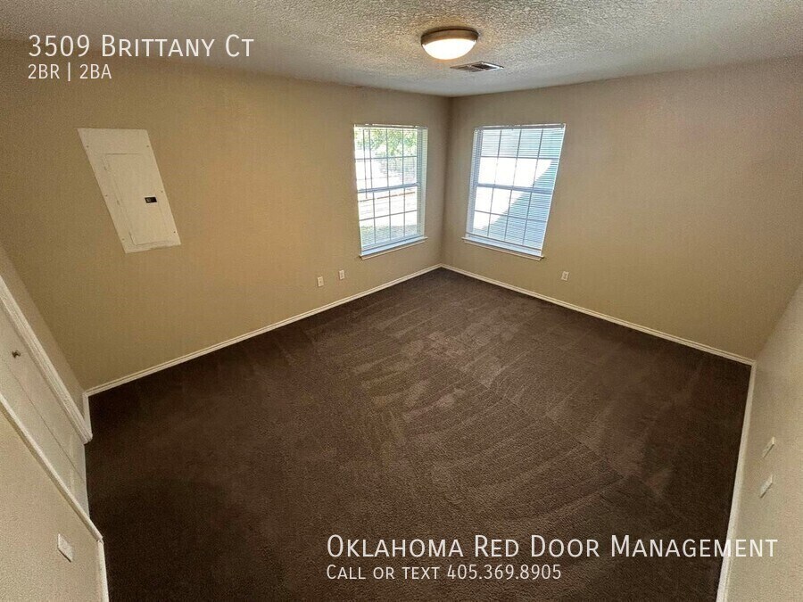 Building Photo - 3509 Brittany Ct