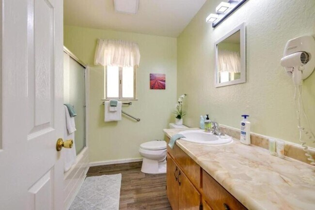 Building Photo - 20719 Ponderosa Way