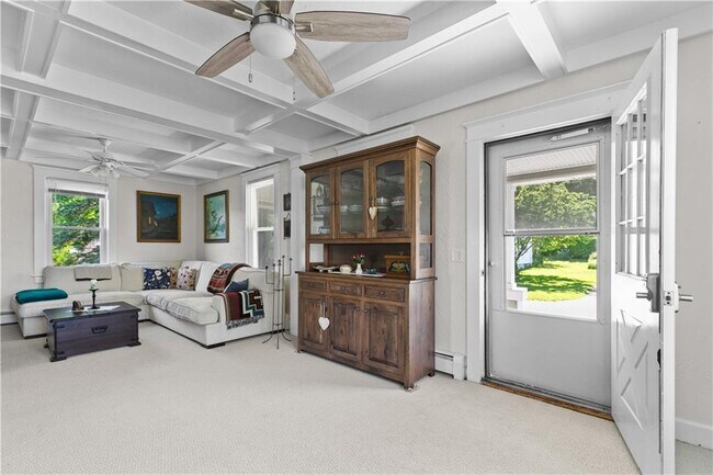 Building Photo - 1042 Anthony Rd