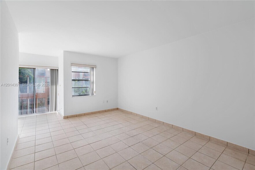 Building Photo - 9390 W Flagler St