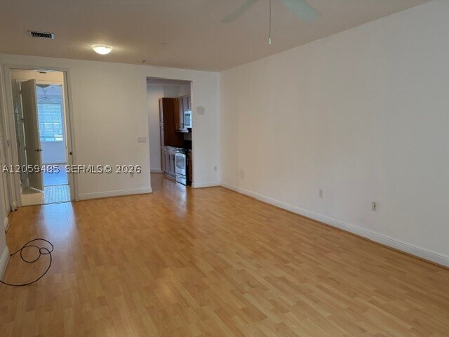 Building Photo - 1335 SW 4th Ct