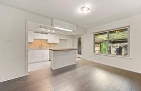 Building Photo - 8235 Summer Side Dr