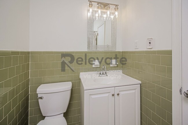 Building Photo - 7808 E Yardley Rd