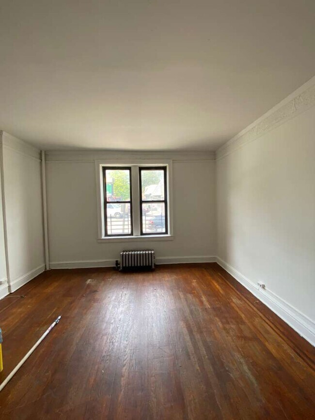 Building Photo - 1179 Yonkers Ave