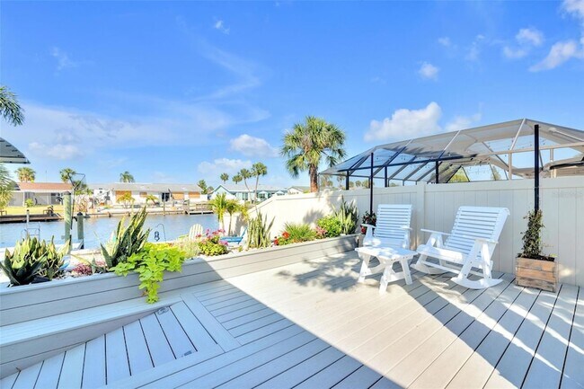 Building Photo - 1015 Spindle Palm Way